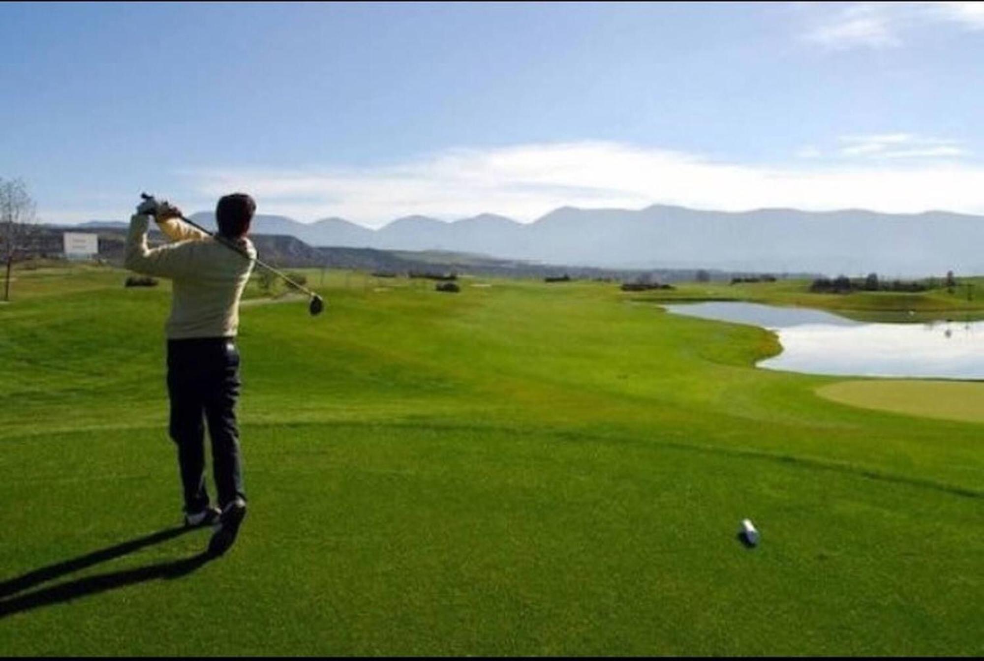 Coqueto Apto Con Vistas En Las Margas Golf N001 Sabiñánigo Extérieur photo
